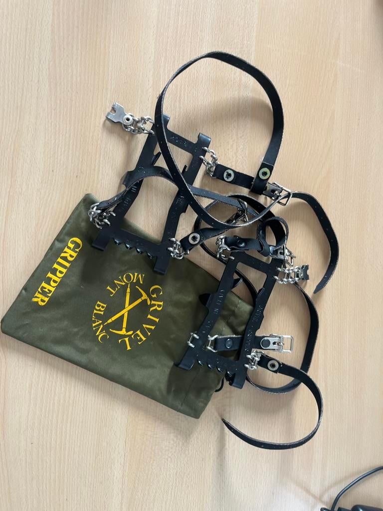 Grivel gripper stijgijzers, Sport en Fitness, Bergsport en Wandelen, Ophalen of Verzenden, Zo goed als nieuw, Rugzak