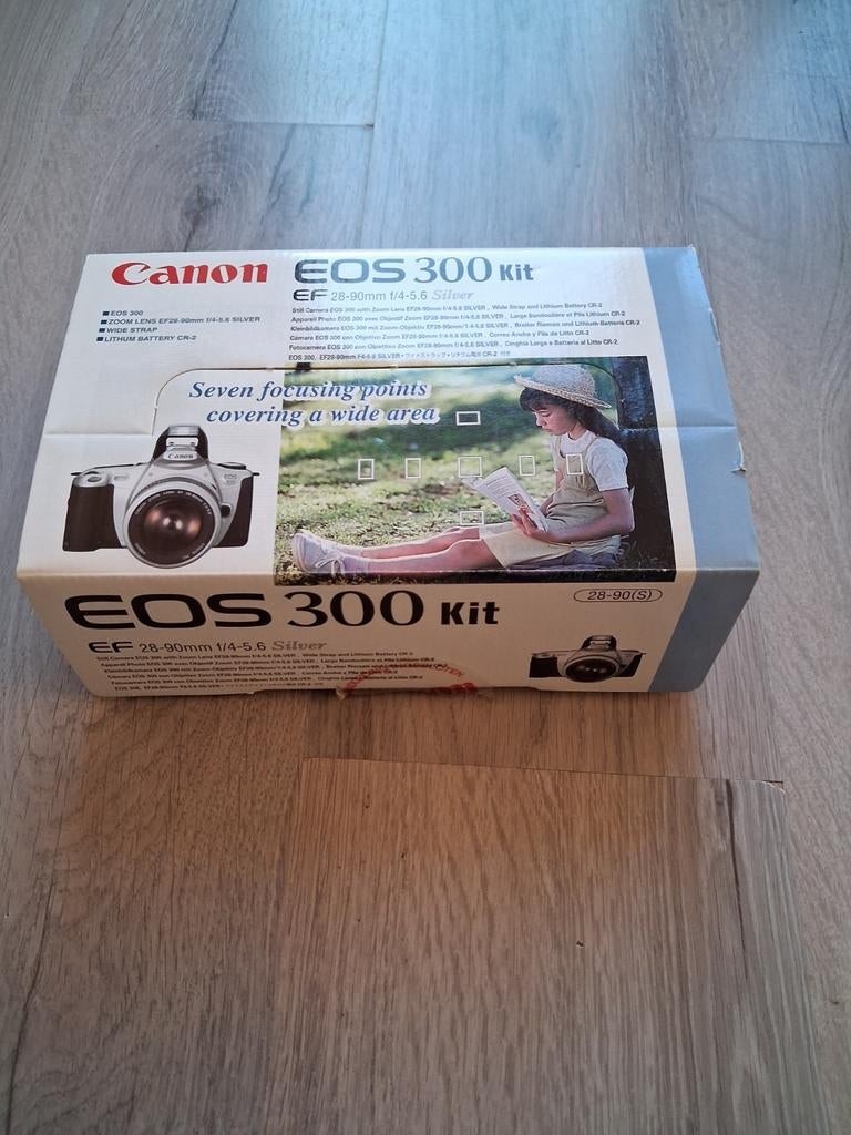 Canon EOS 300 Kit - Uniek in deze staat!, Audio, Tv en Foto, Fotocamera's Analoog, Ophalen of Verzenden, Zo goed als nieuw, Spiegelreflex