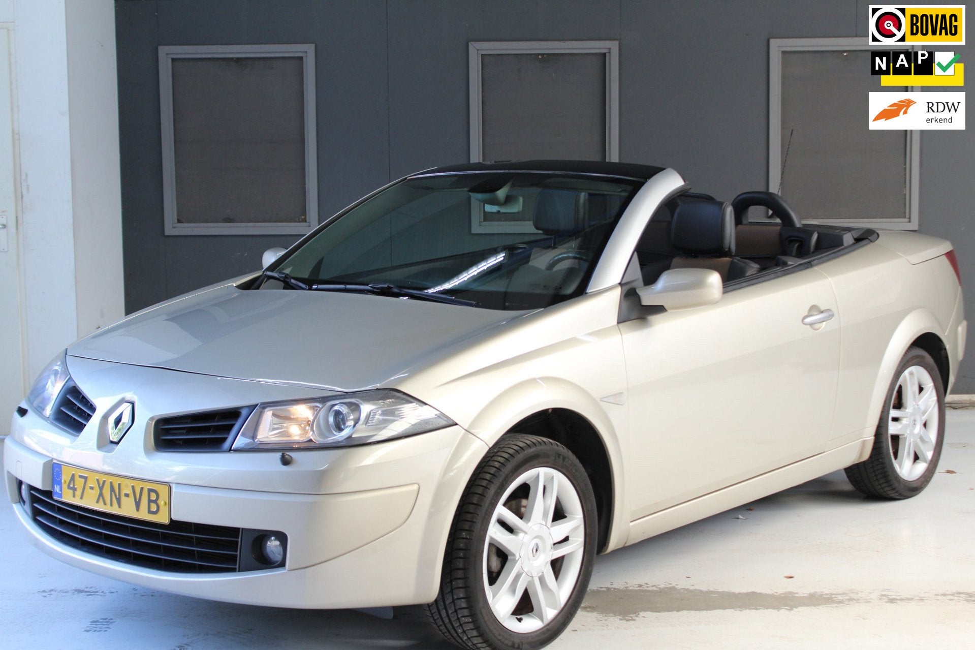 Renault Mégane Coupé-Cabriolet 2.0-16V Exception, Auto's, Voorwielaandrijving, 1998 cc, 135 pk, Gebruikt