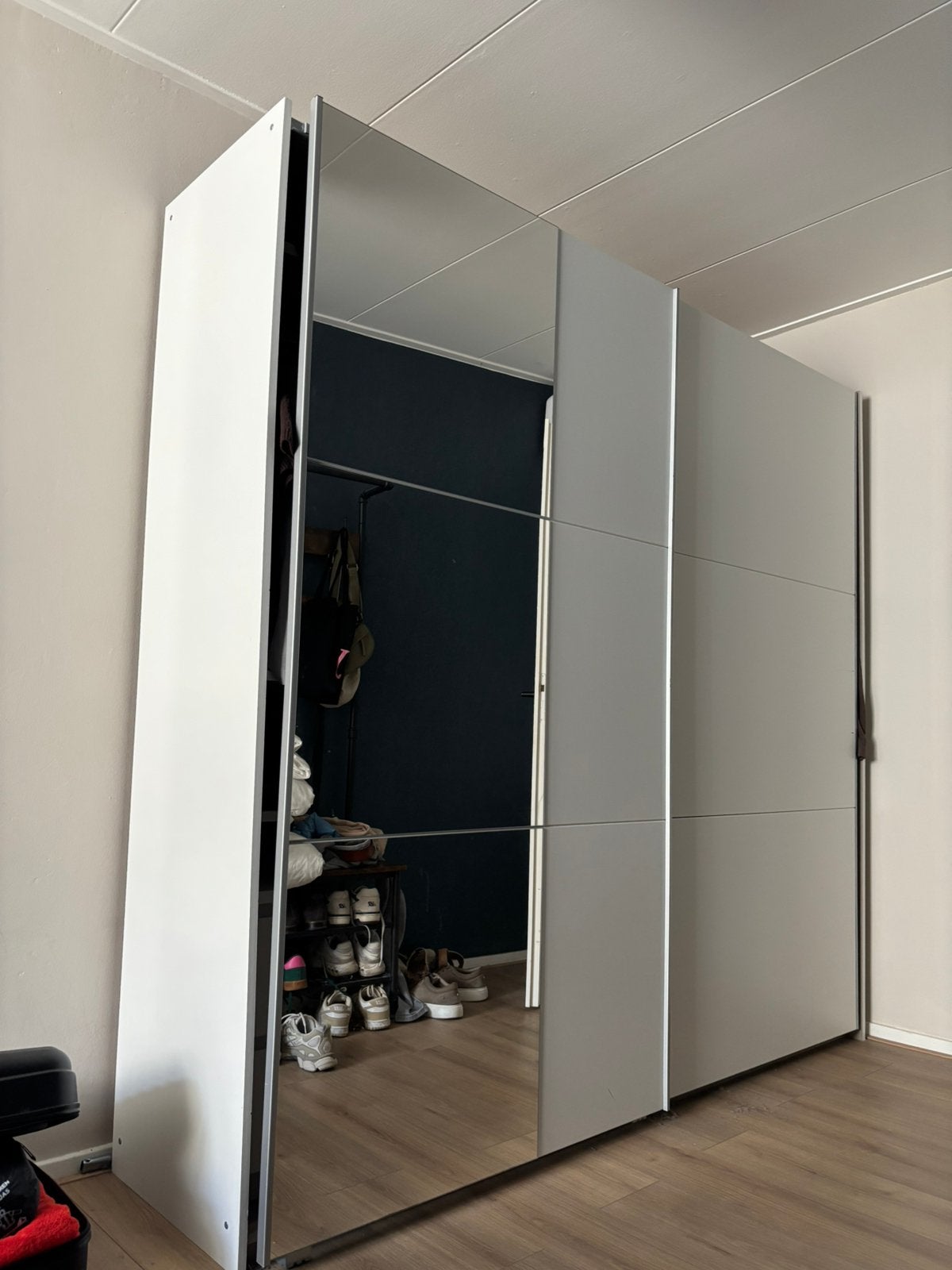 Kledingkast, gratis af te halen!, Ophalen, Zo goed als nieuw, 50 tot 75 cm, 150 tot 200 cm