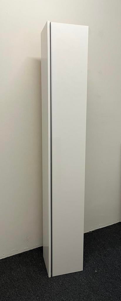 Witte wandkast, Huis en Inrichting, Kasten | Wandmeubels, Ophalen, Overige materialen, Gebruikt, 200 cm of meer