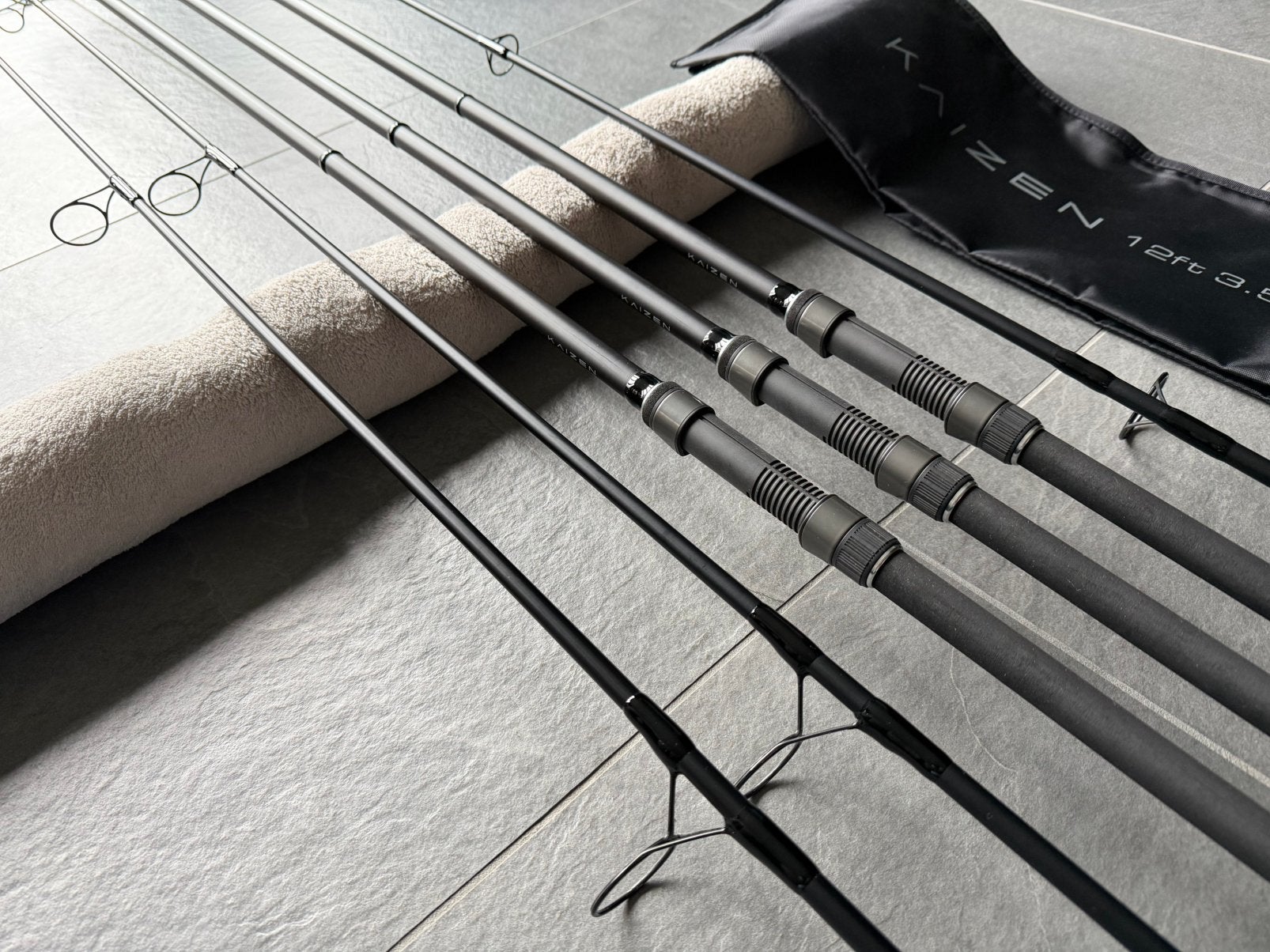 3 x Korda Kaizen Platinum 12ft 3,5lbs NIEUWSTAAT, Watersport en Boten, Hengelsport | Karpervissen, Ophalen, Zo goed als nieuw