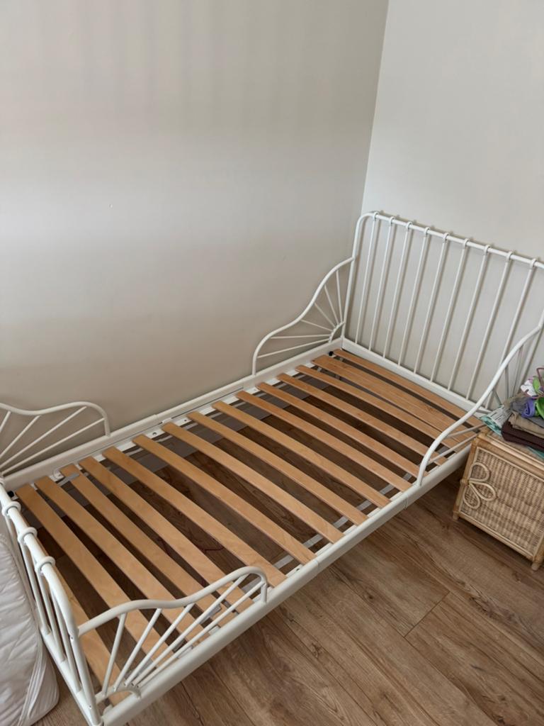 Ikea meegroei bed, Ophalen of Verzenden, Zo goed als nieuw, 180 cm of meer, 70 tot 85 cm