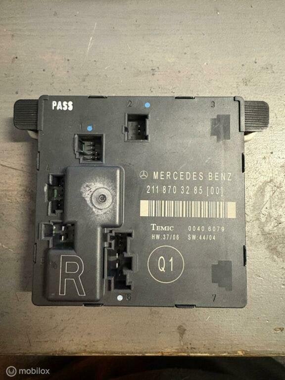 Centrale deurvergrendelings module Mercedes W211 2118703285, Gebruikt, Mercedes-Benz, Ophalen of Verzenden, Mercedes-Benz