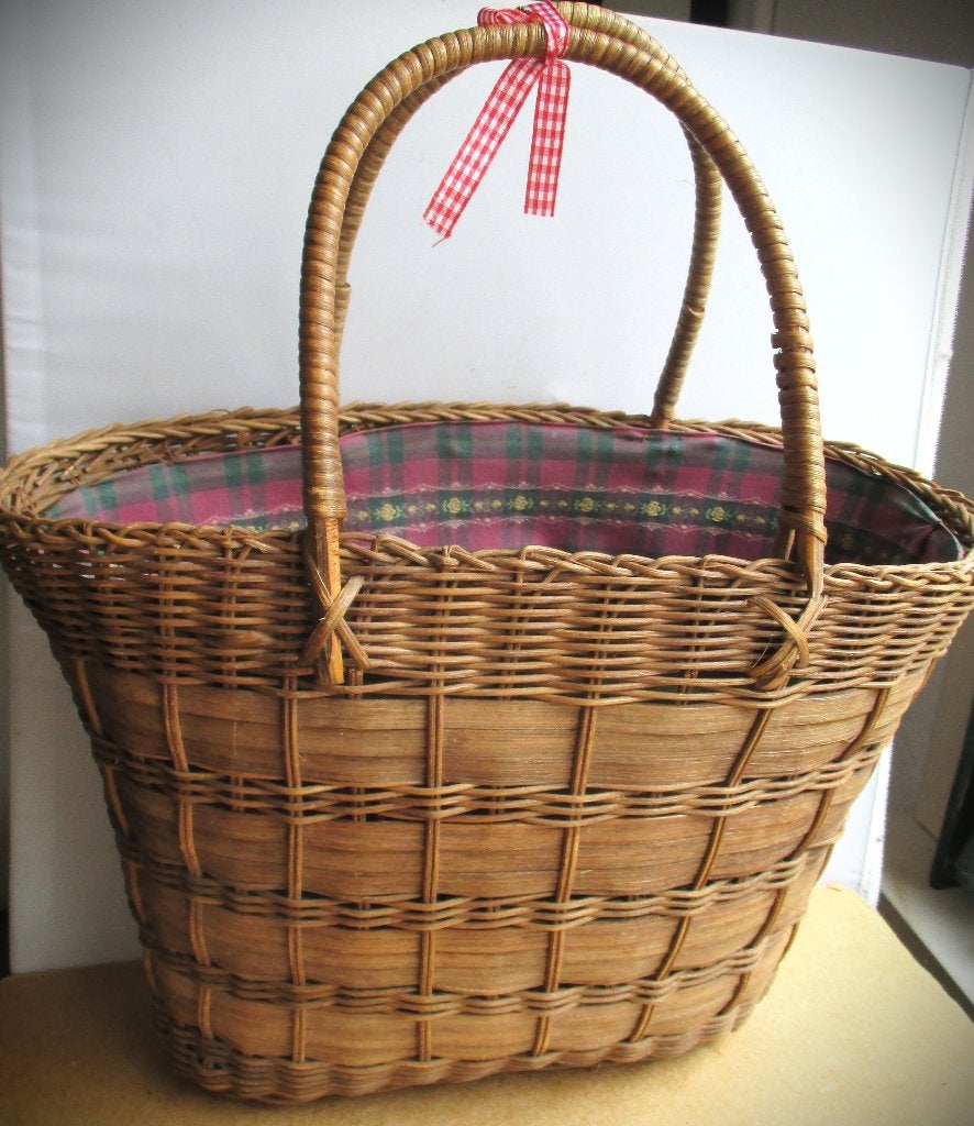 Tas~Rieten Mand~Antiek kindermandje~Geruit design, Ophalen of Verzenden