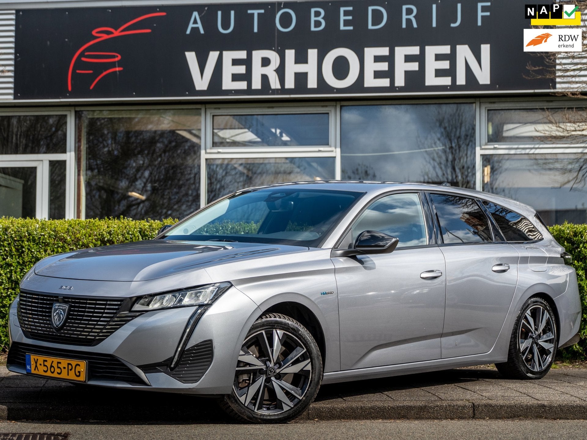 Peugeot 308 SW 1.6 Plug-in Hybrid 180 Allure - AUTOMAAT - AP, 77 km/l, Gebruikt, 4 cilinders, 150 pk