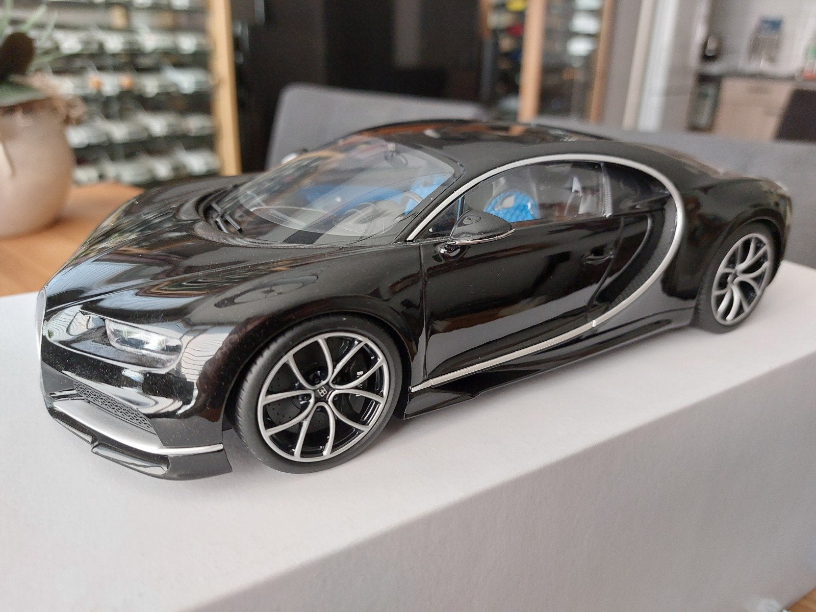 kyosho Ousia Bugatti Chiron Black Black ZELDZAAM, Hobby en Vrije tijd, Ophalen of Verzenden, Zo goed als nieuw, Kyosho