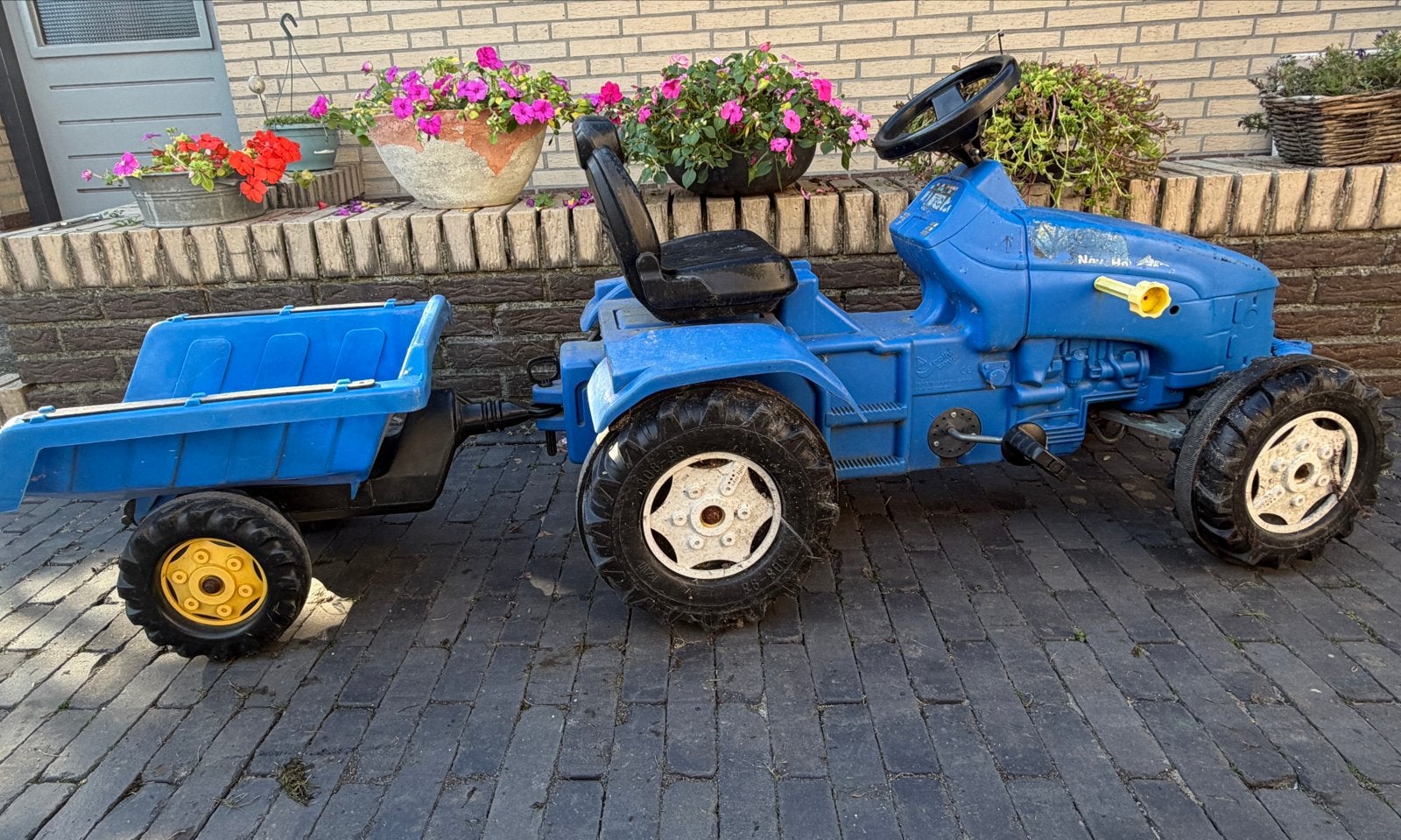 Blauwe traptractor met aanhanger - Gebruikt, Ophalen, Gebruikt, Trapvoertuig
