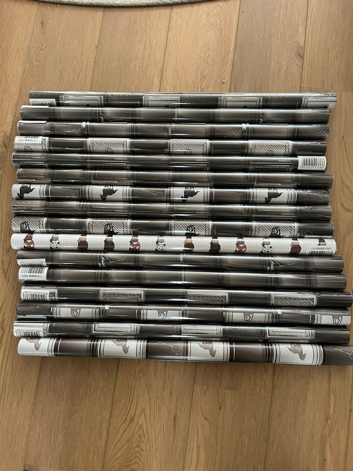 Partij van 15 rollen paarden cadeaupapier, Ophalen, Nieuw