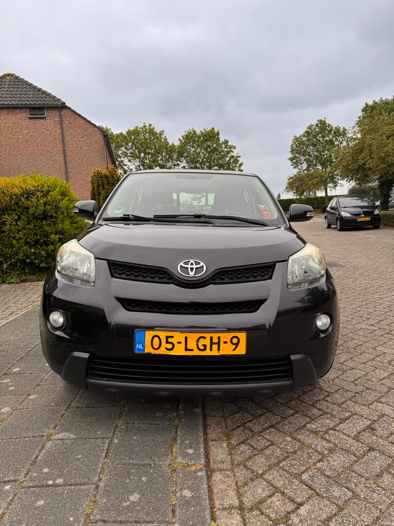 Toyota Urban Cruiser 1.3 Vvt-i 2010 Zwart, Voorwielaandrijving, Zwart, 4 cilinders, Particulier