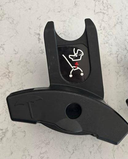 Babyzen Yoyo Maxi-Cosi adapter onderdelen (rechts), Ophalen, Gebruikt