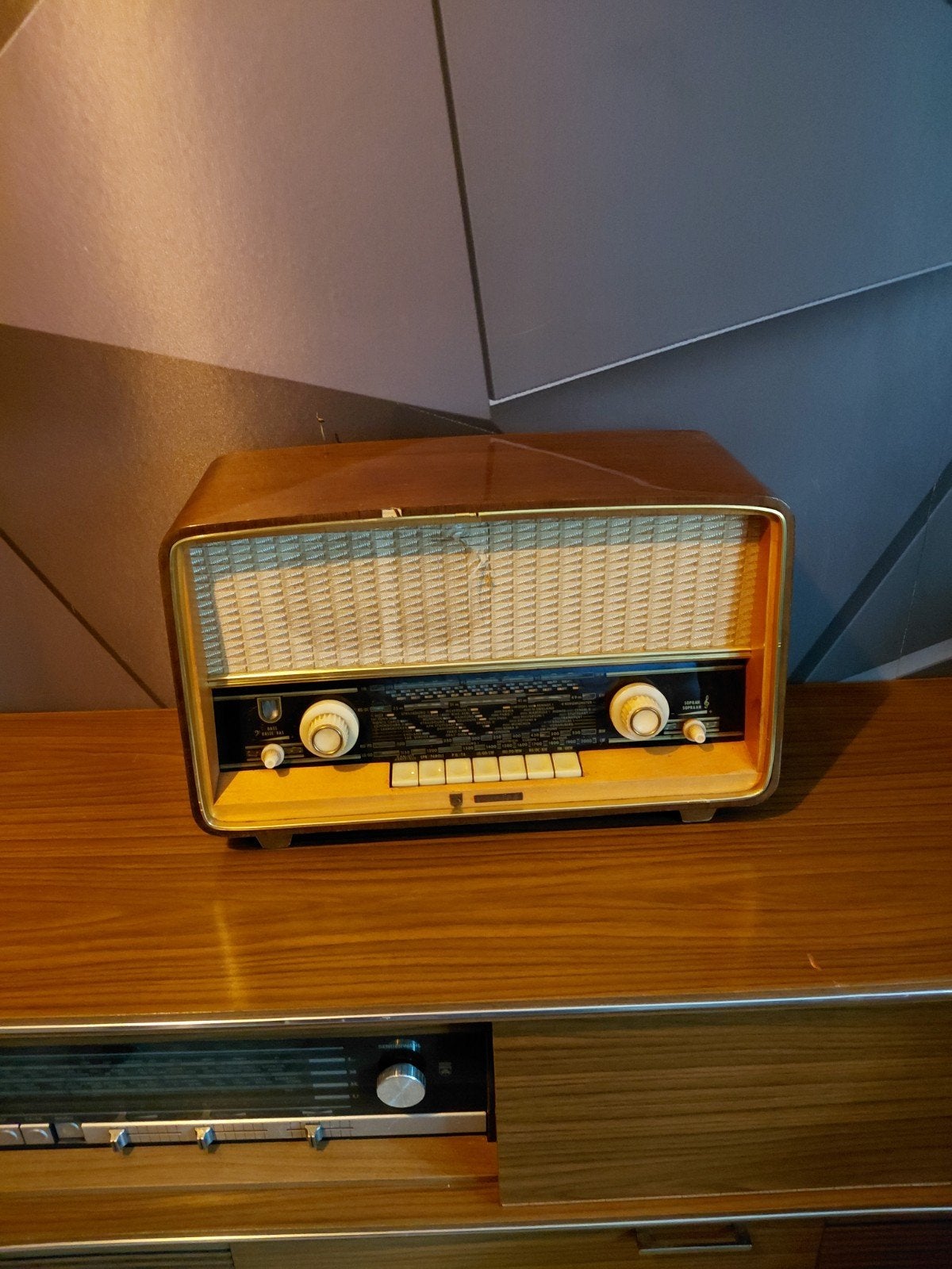 Vintage Philips B4X11A Buizenradio - Jaren '60 Retro, Ophalen of Verzenden, Zo goed als nieuw, Radio, Met cd-speler