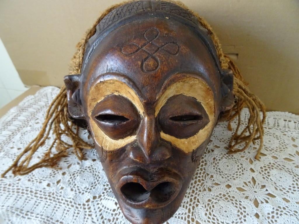 Afrikaans masker Chokwe Mwano Pwo masker Angola of Congo, Ophalen of Verzenden