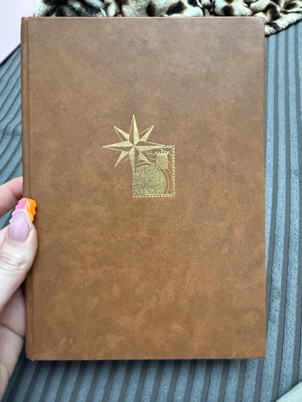 Vintage Postzegelverzameling in mapje - 45-50 jaar oud, Postzegels en Munten, Postzegels | Volle albums en Verzamelingen, Ophalen of Verzenden