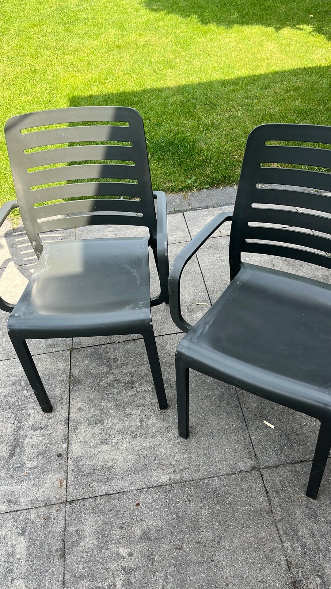 Stapelstoelen 16 stuks te huur, Ophalen of Verzenden, Zo goed als nieuw