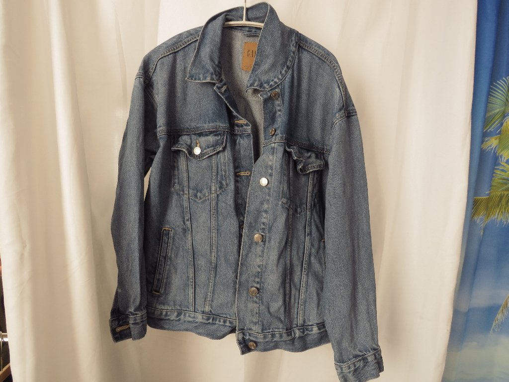 blauw oversized spijkerjack licht distressed mt L van GAP, Maat 38/40 (M), Blauw, Ophalen of Verzenden, Gap
