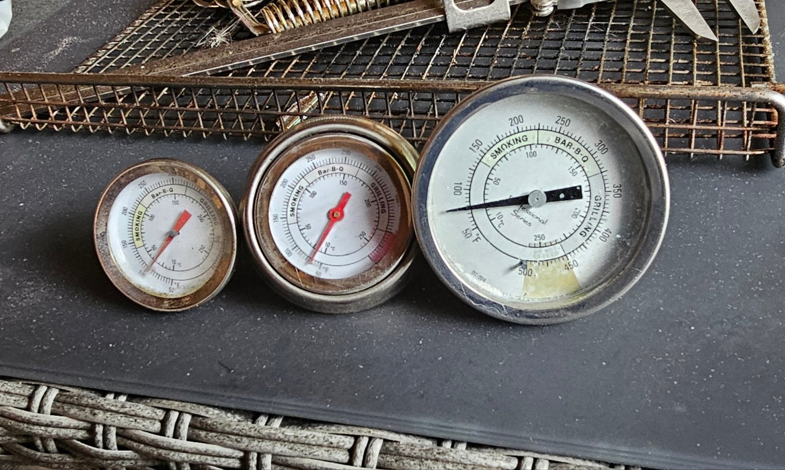 3x bbq thermometer, Tuin en Terras, Barbecue-accessoires, Ophalen of Verzenden, Zo goed als nieuw