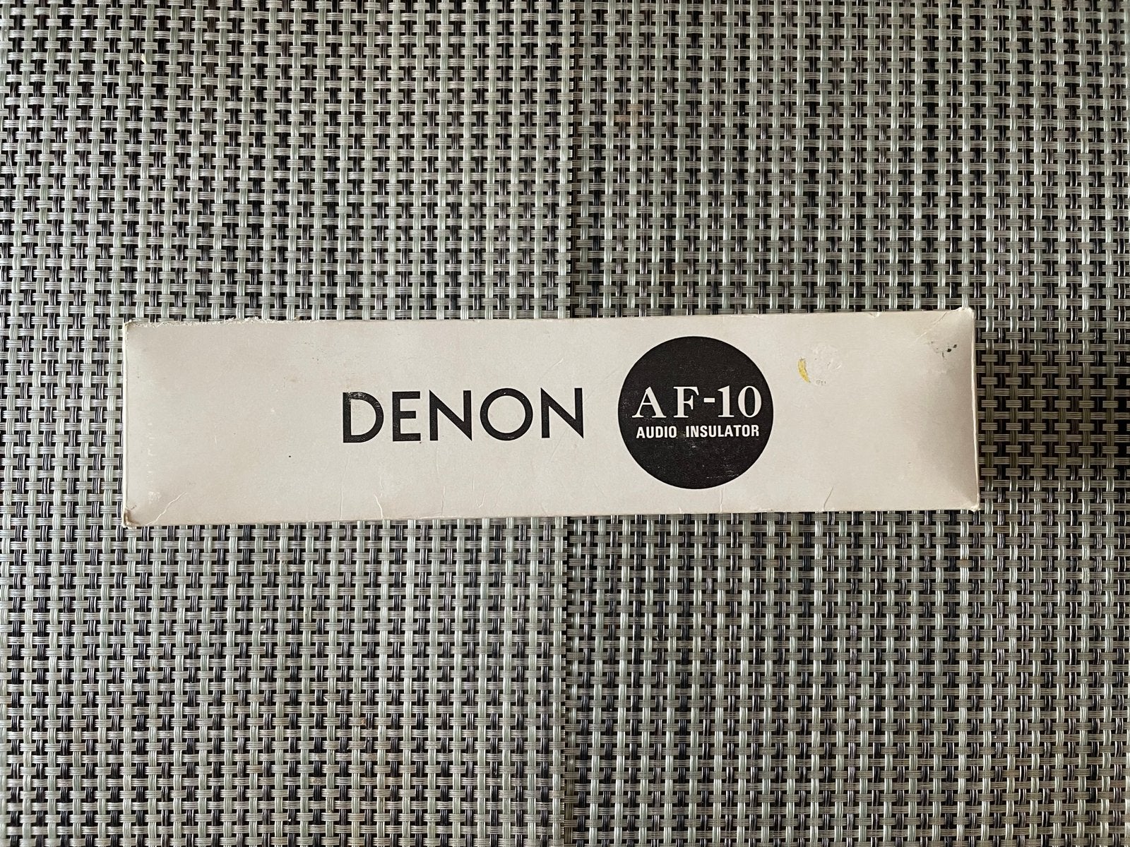 Denon AF-10 Audio Isolator - gebruikt in doos, Ophalen of Verzenden, Gebruikt