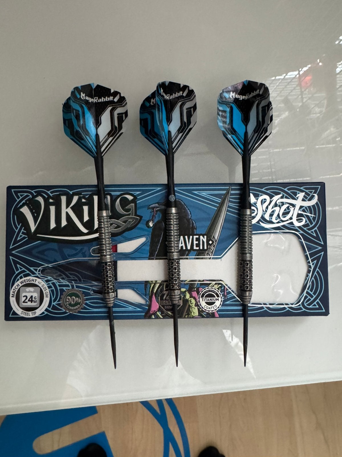 Shot viking raven dartpijlen 24 gram, Sport en Fitness, Darts, Ophalen of Verzenden, Zo goed als nieuw, Pijlen