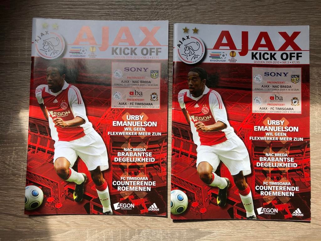 Ajax Kick Off programmaboekjes Seizoen 2009-2010 (2 stuks), Ophalen of Verzenden, Zo goed als nieuw, Clubaccessoires