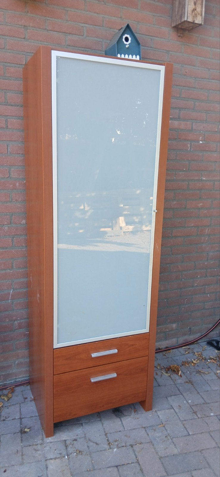 (stereo) kast, Gebruikt, Met deur(en), Glas, 150 tot 200 cm