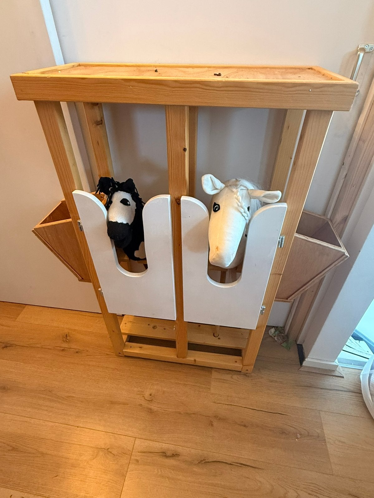 Hobby horse stal, Ophalen, Zo goed als nieuw