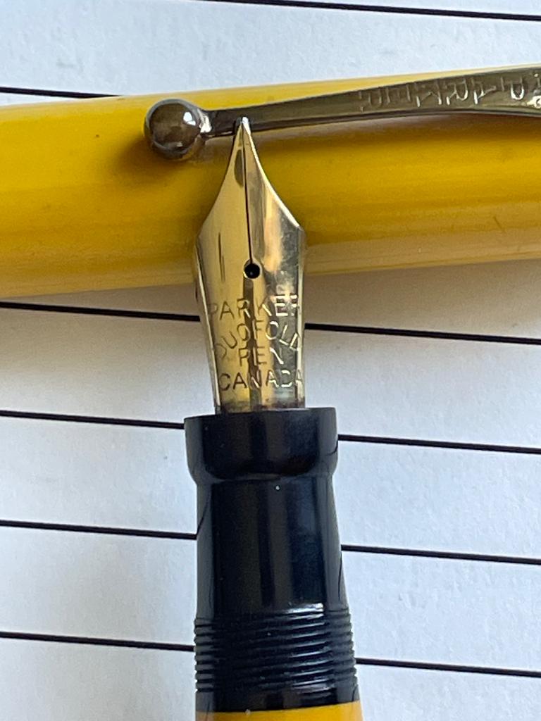 Parker Duofold. Mandarin Yellow, Ophalen of Verzenden, Gebruikt, Vulpen, Overige merken