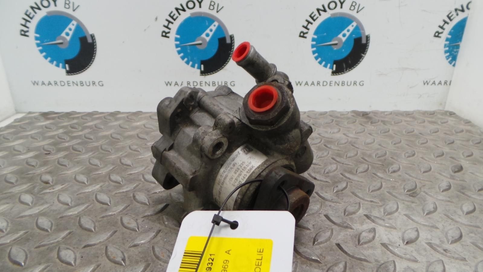 VOLKSWAGEN PASSAT 2.3 VR5 HIGHLINE STUURPOMP 1999, Ophalen of Verzenden, Gebruikt, Stiba lid