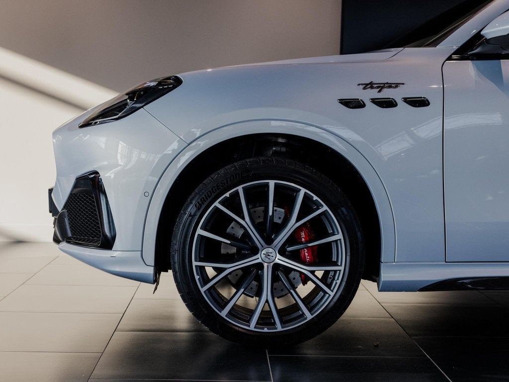 Maserati Grecale 3.0 V6 Trofeo V6 Twin-Turbo | 530 pk | 2 ja, Auto's, Maserati, Automaat, Gebruikt, Panoramadak, 2500 kg