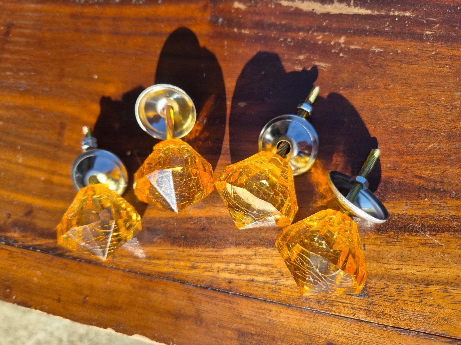 4 Goud Gele Meubelknoppen - Decoratieve Handgrepen, Ophalen of Verzenden, Gebruikt