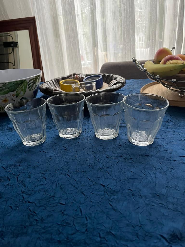 4 glazen, Ophalen of Verzenden