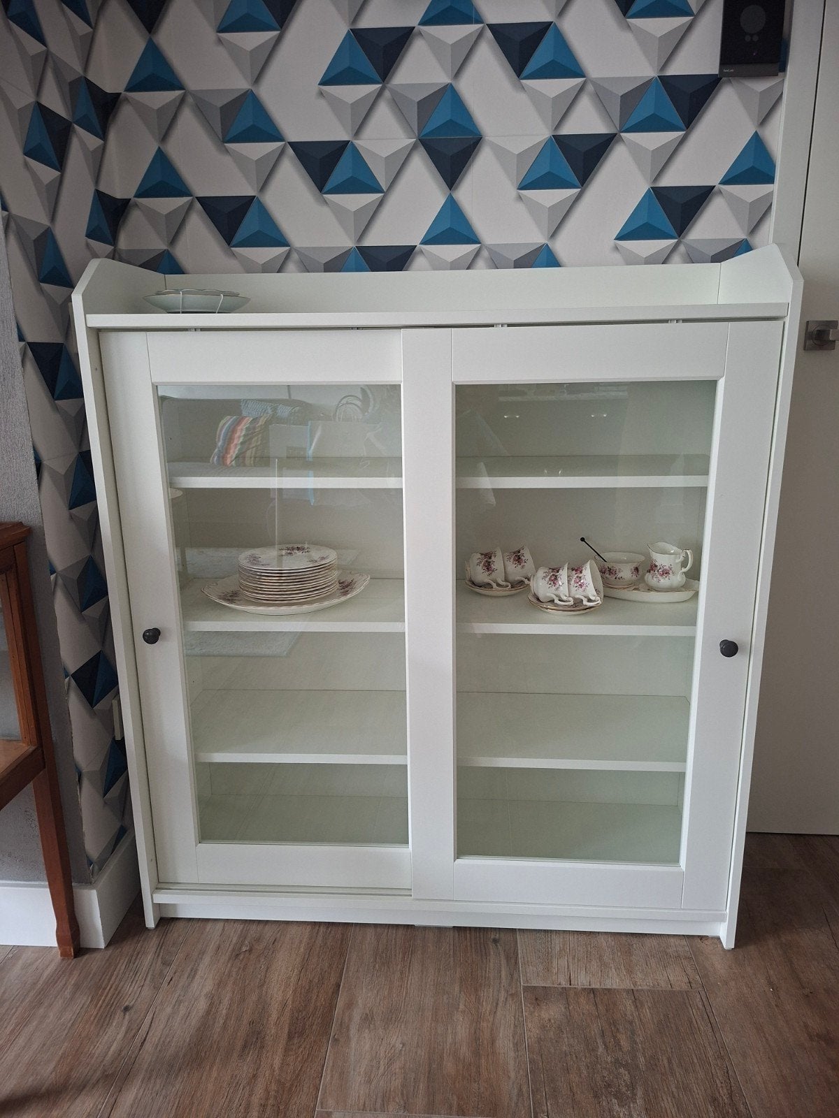 Vitrinekast Hauga wit van Ikea - Nieuw, Huis en Inrichting, Ophalen, Nieuw, 25 tot 50 cm