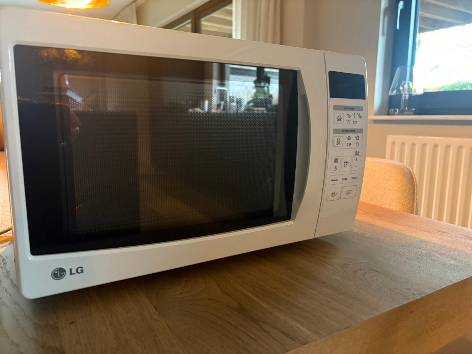 Magnetron LG, Ophalen, Draaiplateau, Magnetron, Zo goed als nieuw