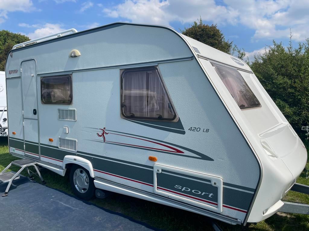 Beyerland Sprinter 420 LB met mover en fietsendrager., Caravans en Kamperen, Vast bed, Treinzit, 750 - 1000 kg, Particulier