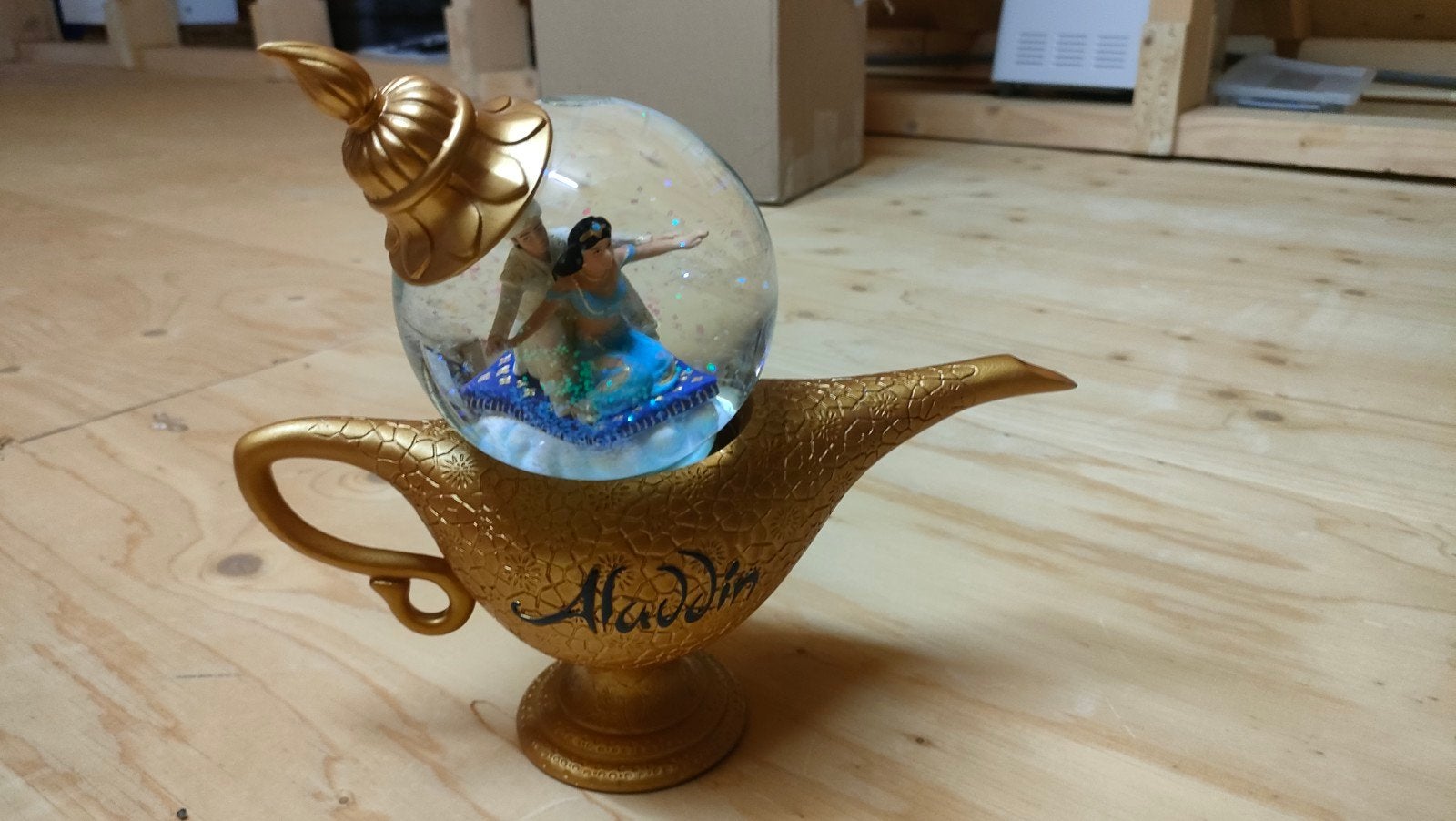 orginele Disney Aladdin en Jasmine sneeuwbol muziekdoos, Ophalen of Verzenden