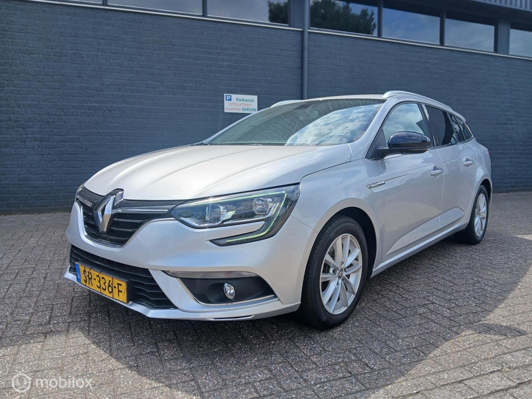 Renault Megane Estate 1.2 161.000Km Nap/NL auto/Apk 07-'27, Auto's, Voorwielaandrijving, 101 pk, Gebruikt, 4 cilinders