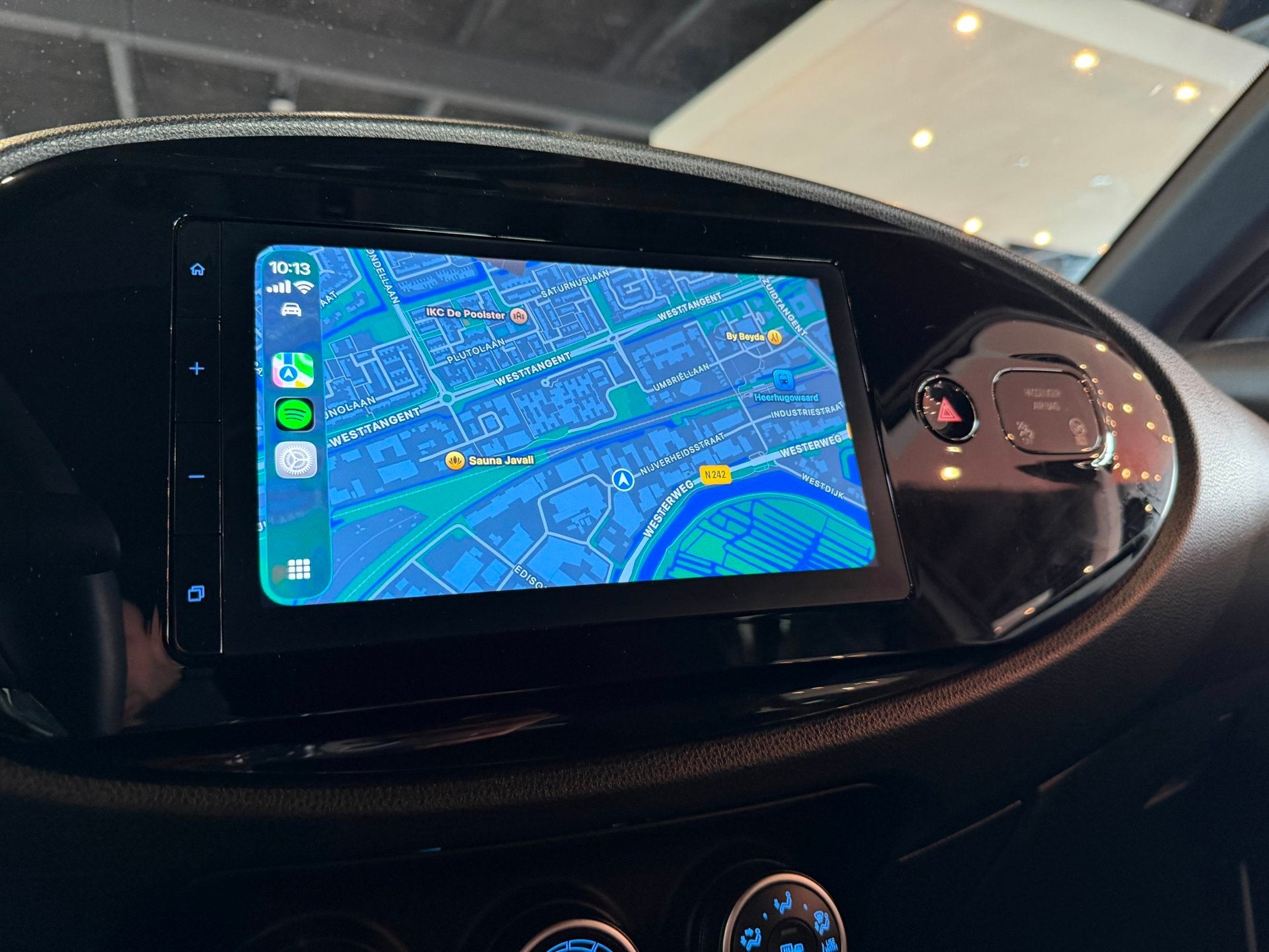 Toyota Aygo X 1.0 VVT-i S-CVT Play AUT|CARPLAY|ACC||CAMERA, Auto's, 12 maanden, Stof, Gebruikt, Euro 6