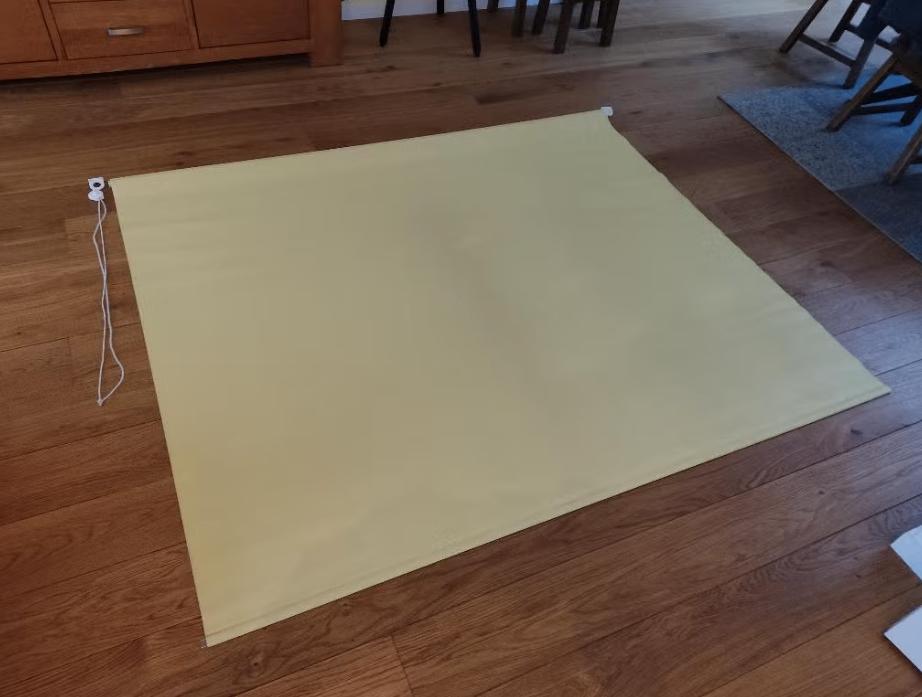 Verduisterend rolgordijn - Licht geel - 210 cm breed, Ophalen, Gebruikt, Overige kleuren, 200 cm of meer