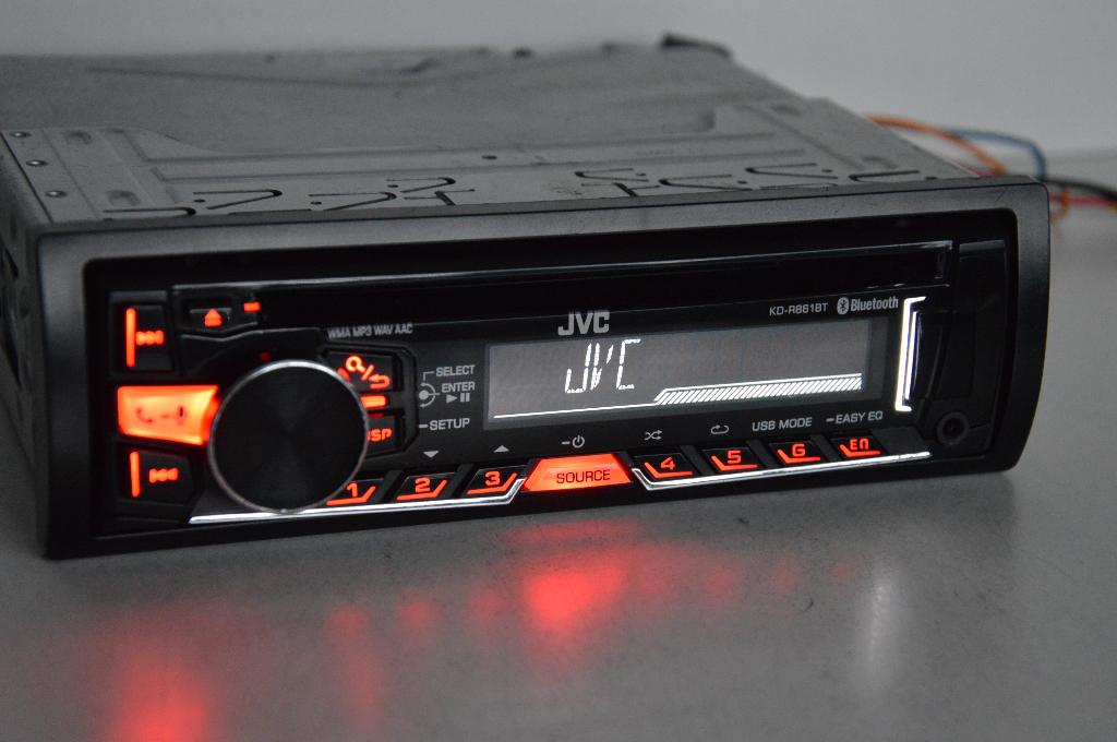 JVC  KD-R861BT  MP3  AUX  USB  BLUETOOTH, Auto diversen, Ophalen of Verzenden, Zo goed als nieuw