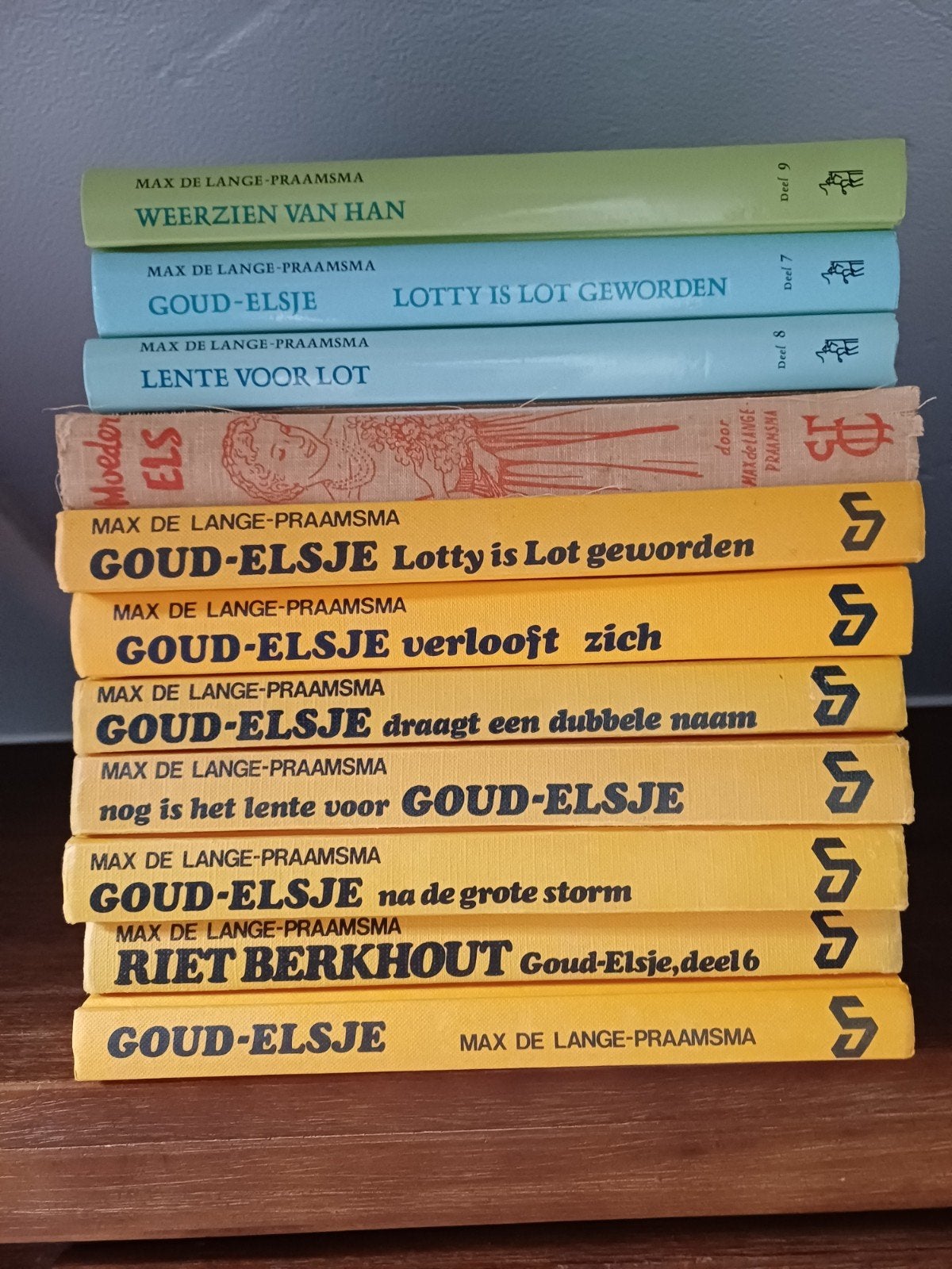Serie, 10 delen Goud-Elsje, igst, Boeken, Ophalen of Verzenden, Gelezen