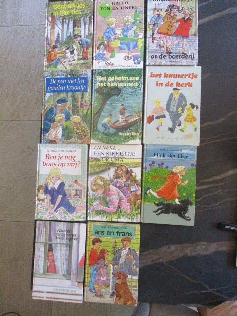 Set 11 x hardcover boek - uitgeverij Den Hertog boeken, Ophalen of Verzenden, Gelezen, Den Hertog b.v., Fictie algemeen