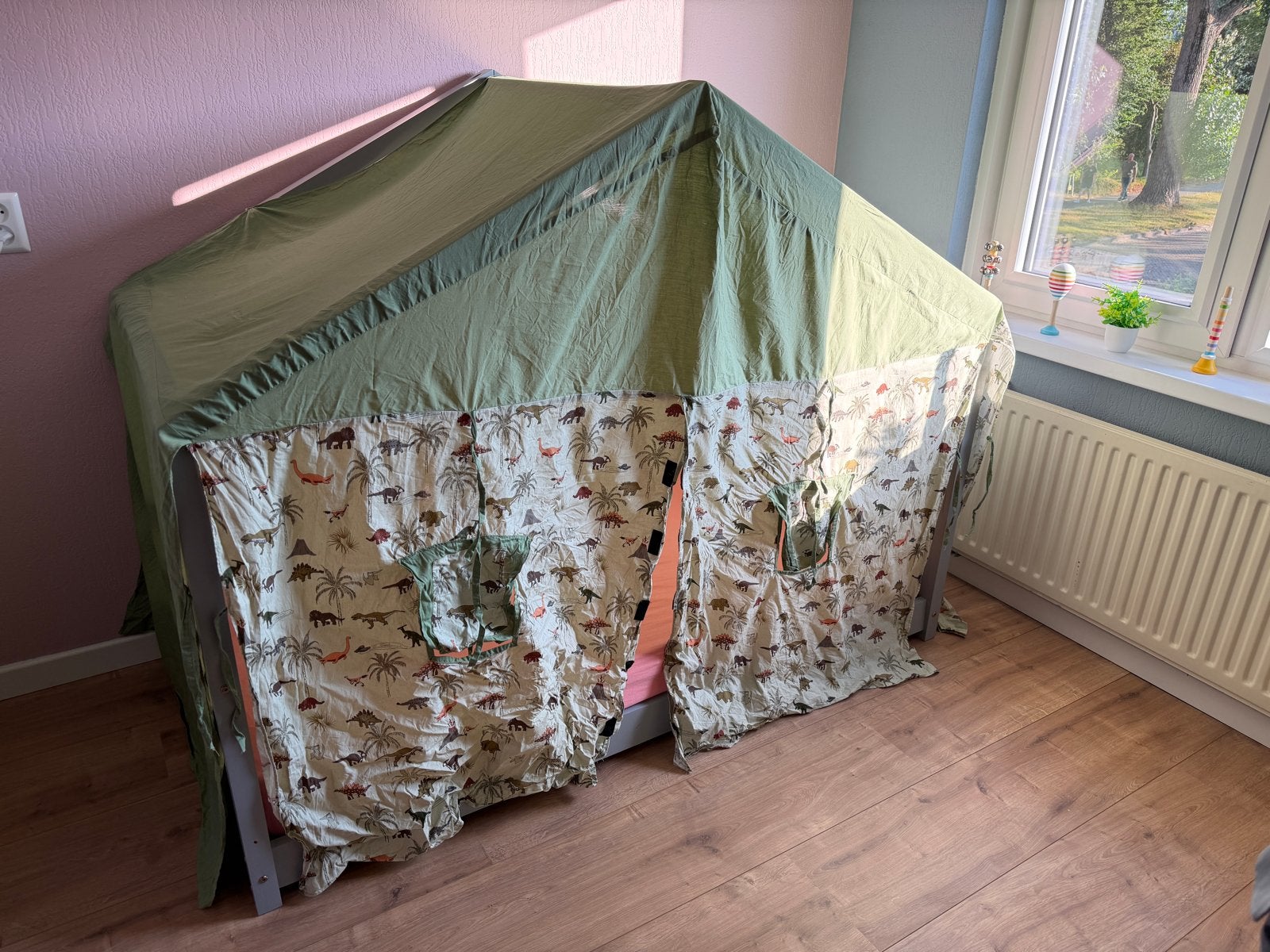 Kinderbed met tentdoek en matras - 160x80 cm, Ophalen, Gebruikt, 70 tot 85 cm, Matras