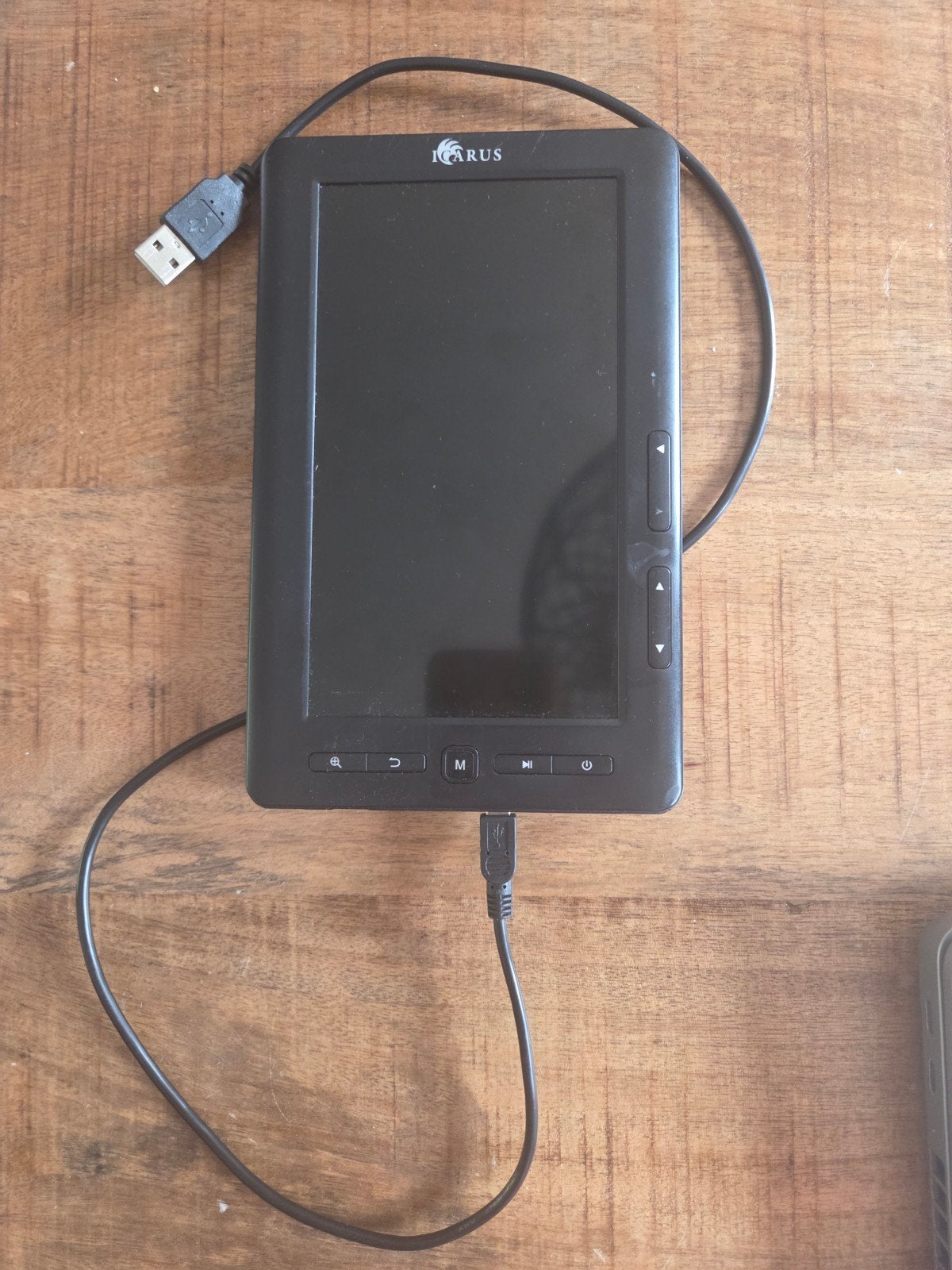 Icarus E-reader met touchscreen en Wi-Fi, Icarus, Gebruikt, 8 GB, Ophalen of Verzenden