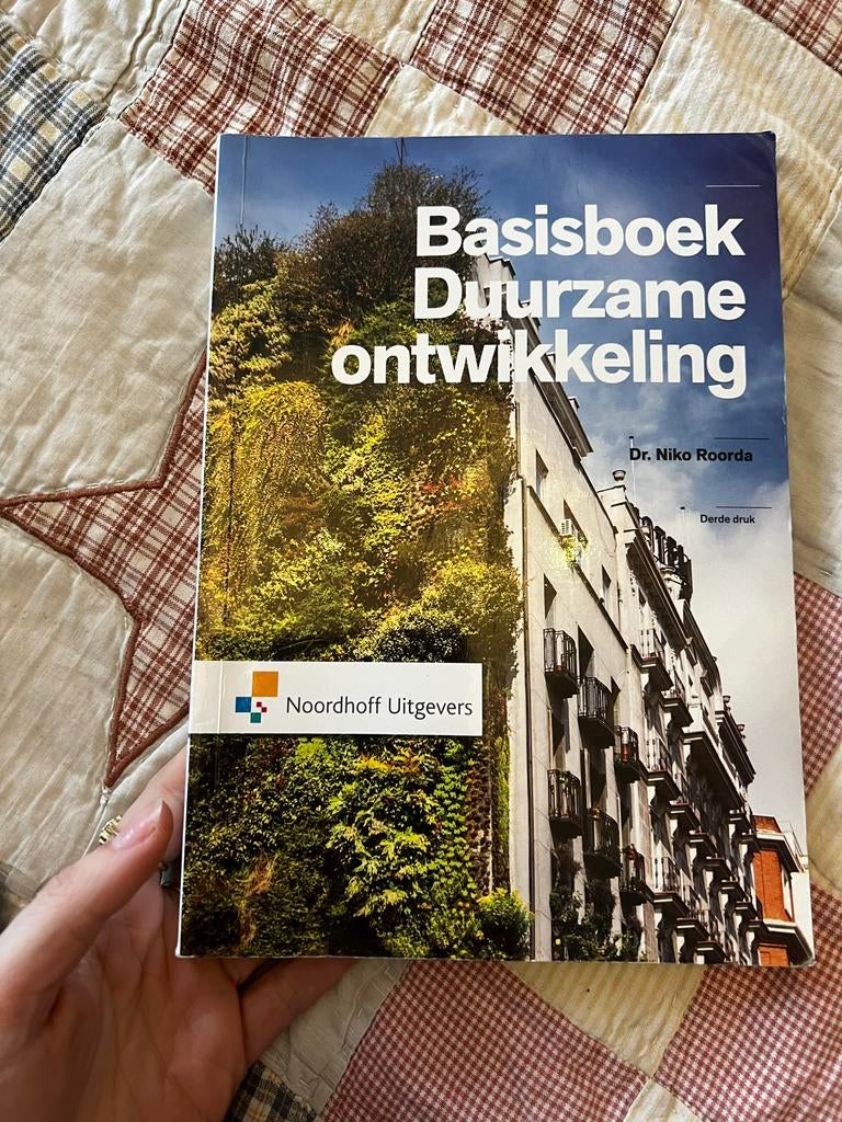 Basisboek Duurzame ontwikkeling - Dr. Niko Roorda, Ophalen of Verzenden, Gamma, Gelezen, Niet van toepassing
