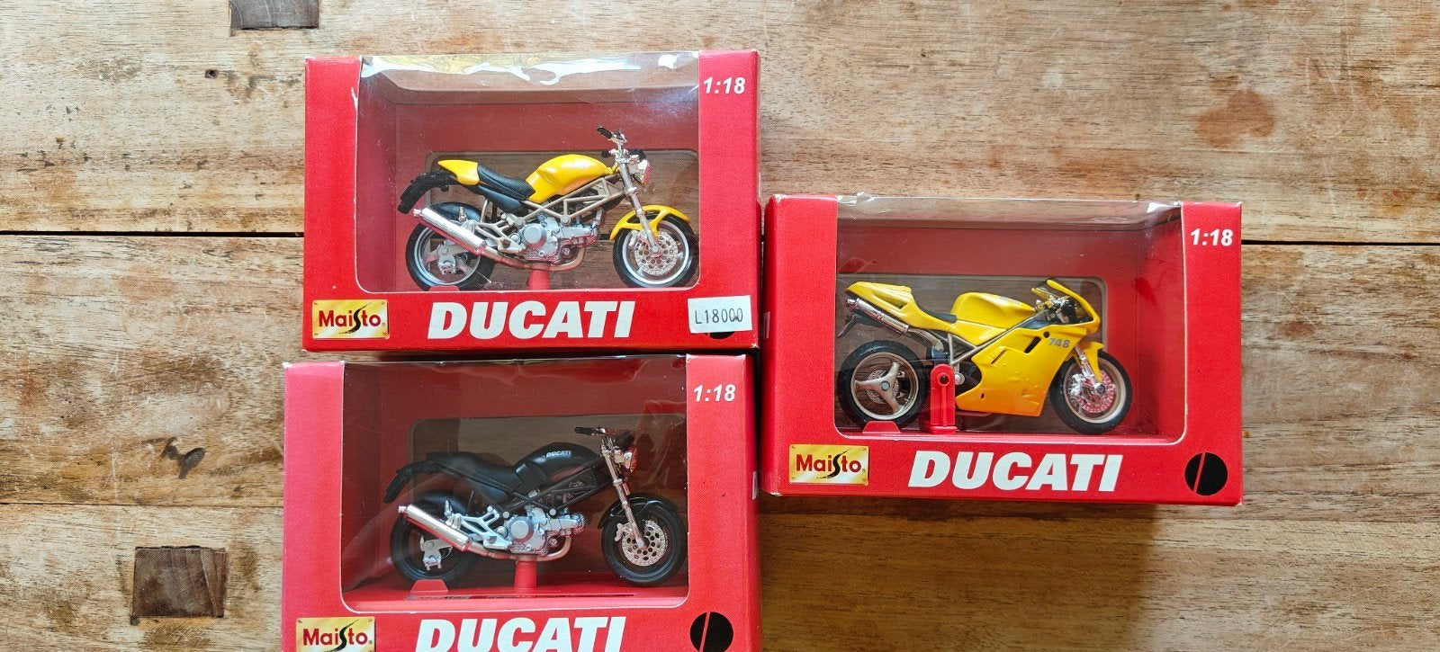 Ducati Maisto 1:18 collectie - 6 modellen, Ophalen of Verzenden, Zo goed als nieuw, Overige typen, Overige merken