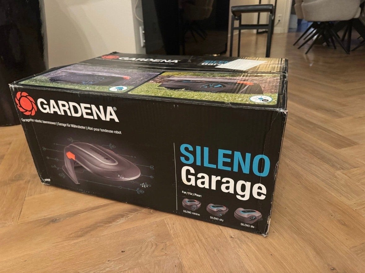 Gardena Sileno Garage voor robotmaaier - Nieuw in doos, Ophalen of Verzenden, Nieuw, Accu-grasmaaier