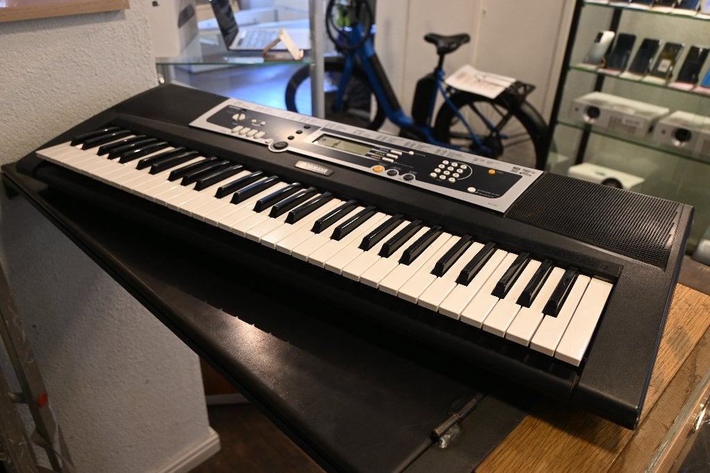 Yamaha Portatone Keyboard, 61 toetsen, Yamaha, Ophalen of Verzenden, X