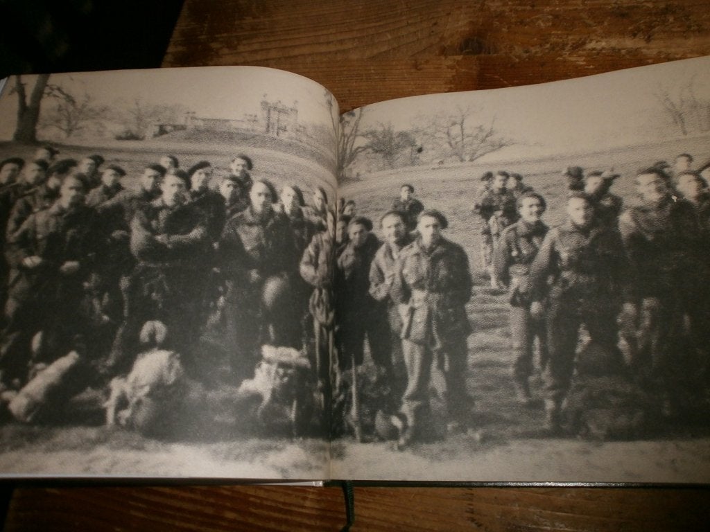 franse para's in drenthe 8-12 april 1945 veel bijz fotos, Ophalen of Verzenden, Tweede Wereldoorlog, Nieuw, Overige onderwerpen