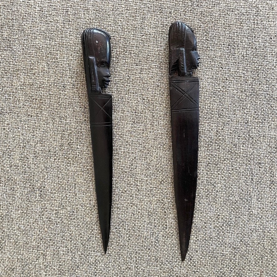 Twee briefopeners van Afrikaans snijwerk, Ophalen of Verzenden