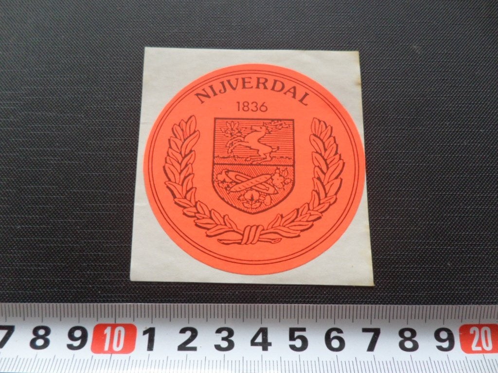 sticker nijverdal gemeente wapen 1836, Verzamelen, Stickers, Ophalen, Zo goed als nieuw